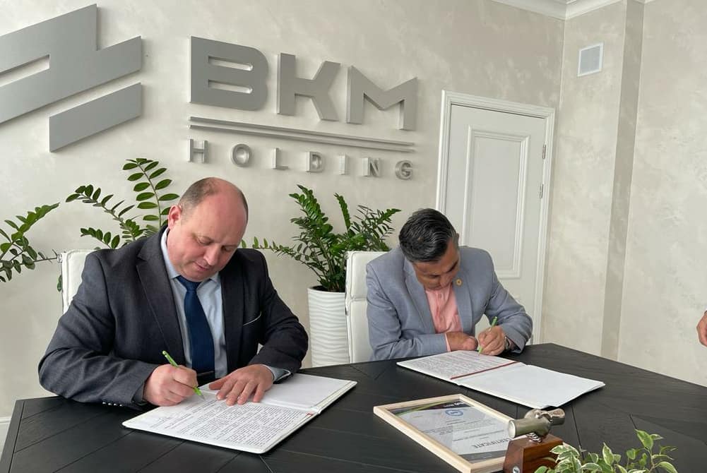 امضاء قرارداد همکاری تولید مشترک اتوبوس برقی